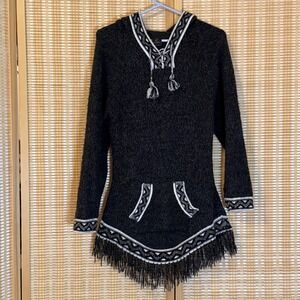 ALPACA Womens S/M Sweater Wool Kangaroo Pouch Boho Southwestern Fringe Preppy